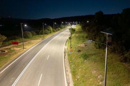 Αυτόνομα φώτα σχεδιάζονται για 958km επαρχιακών δρόμων 